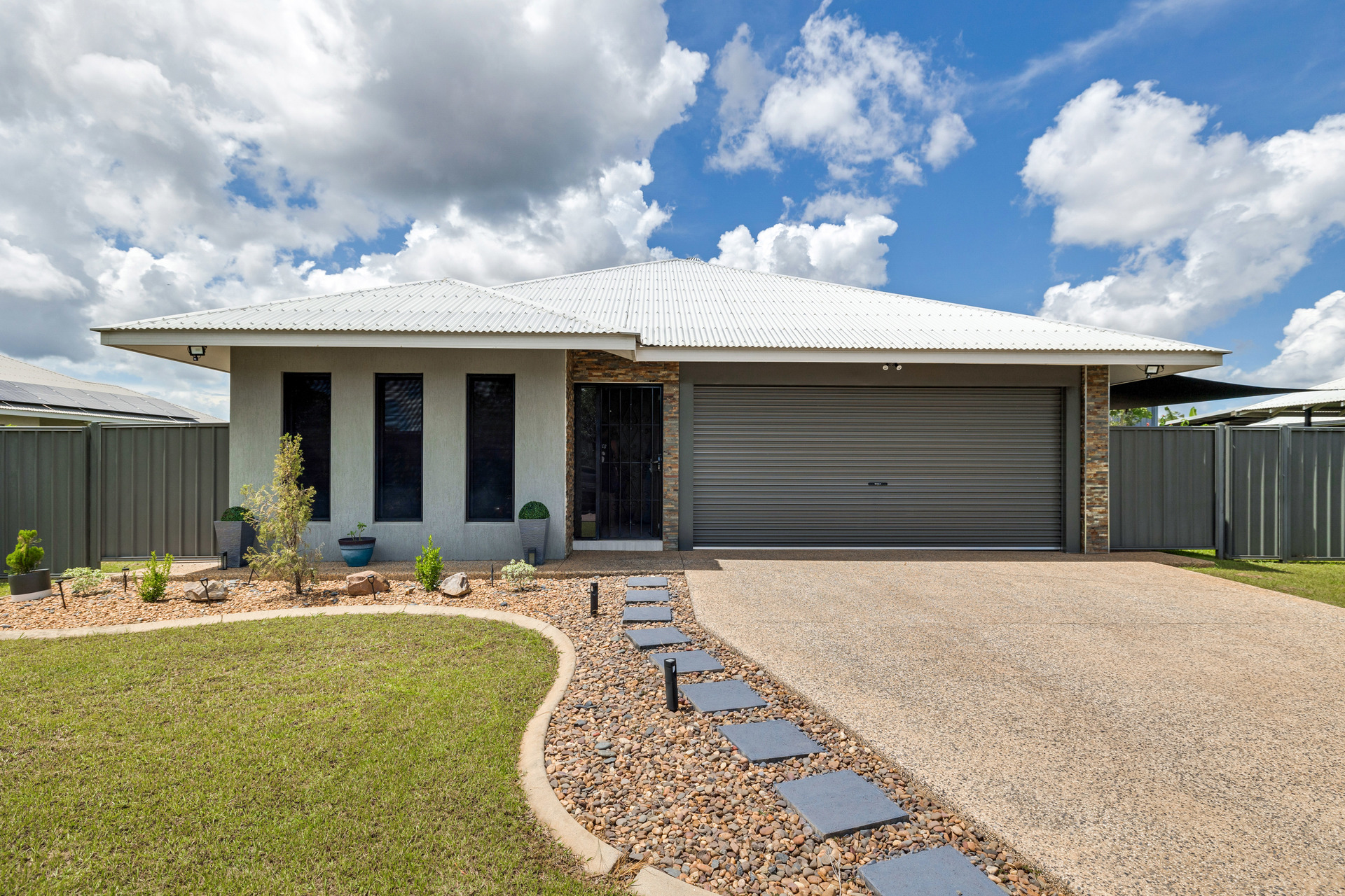 Properties 5 1P0126 Johnston 2024 01 30 173936 Properties