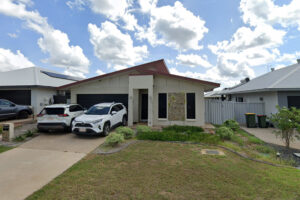 1P0294 Zuccoli 2025 09 12 172106 Properties